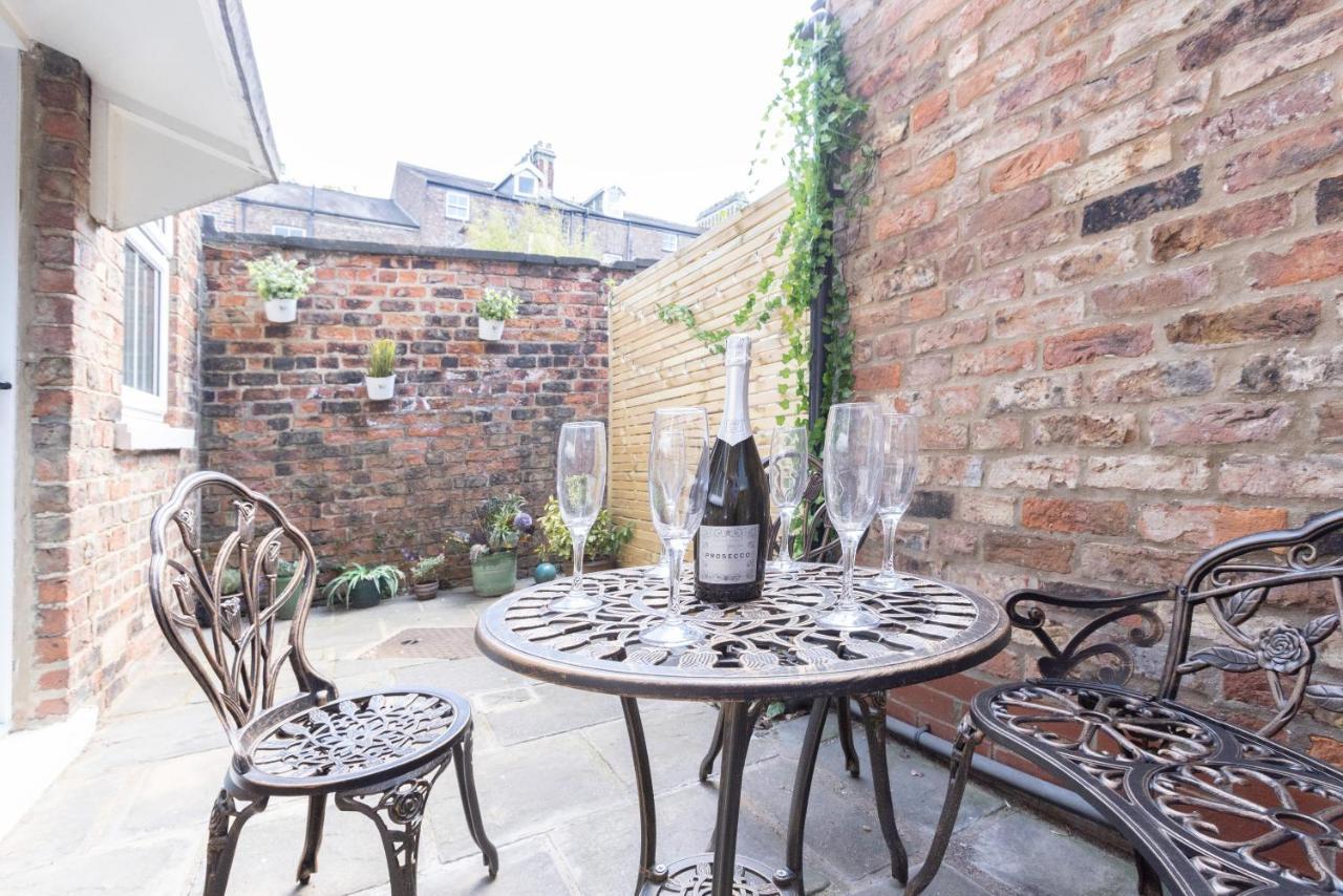 Bootham Apartment 32 - Free Parking - Five Minute Walk To York Minster Bagian luar foto