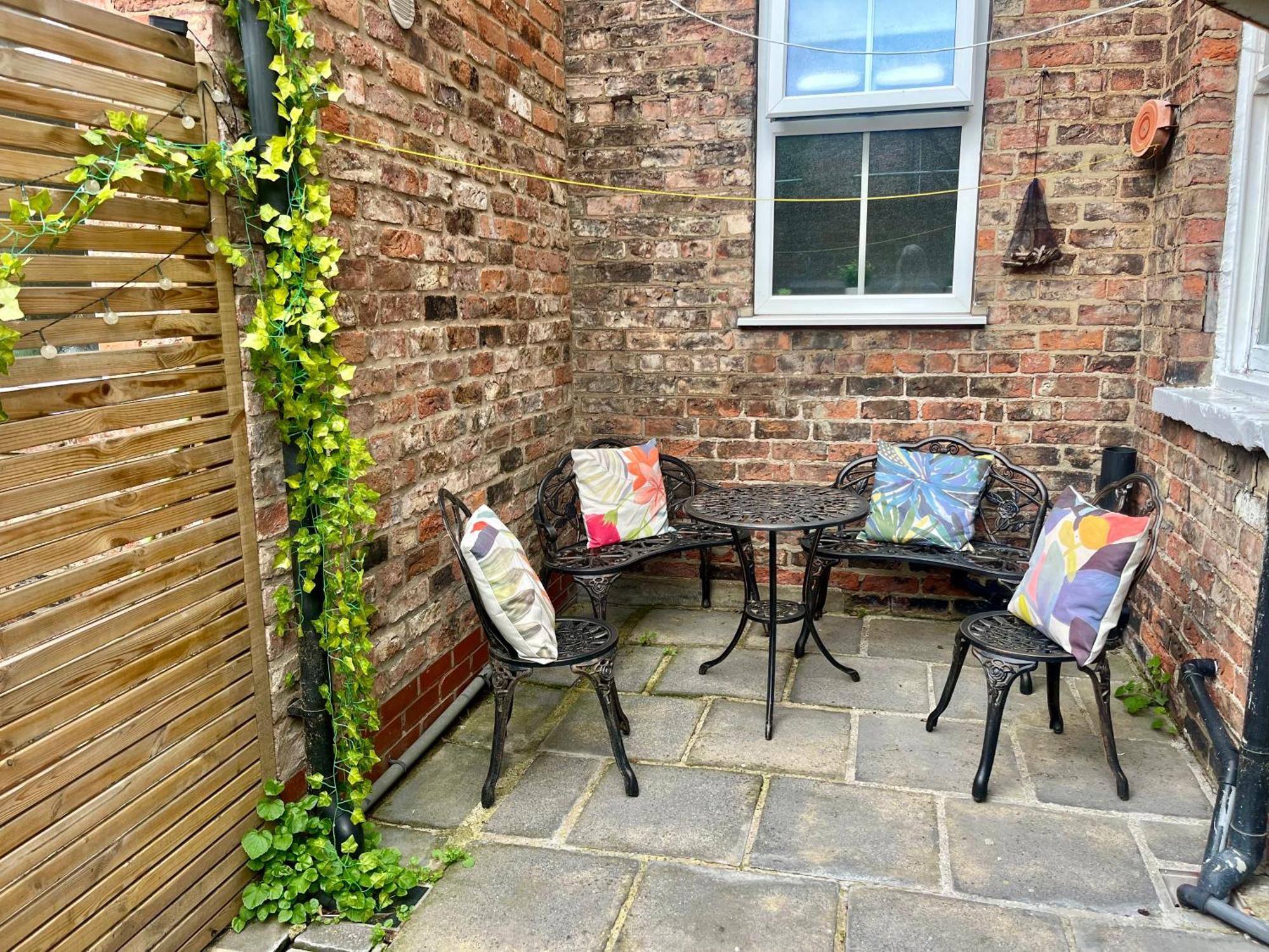 Bootham Apartment 32 - Free Parking - Five Minute Walk To York Minster Bagian luar foto